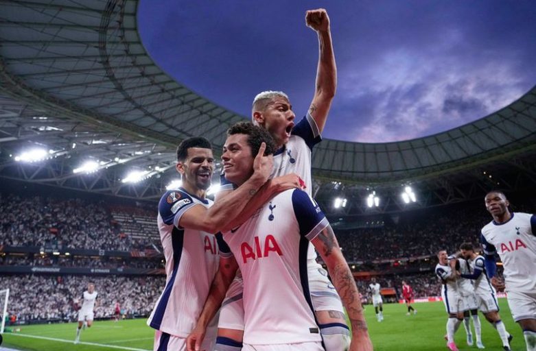 Hasil Pertandingan Tottenham Vs Manchester United Skor 1 - 0